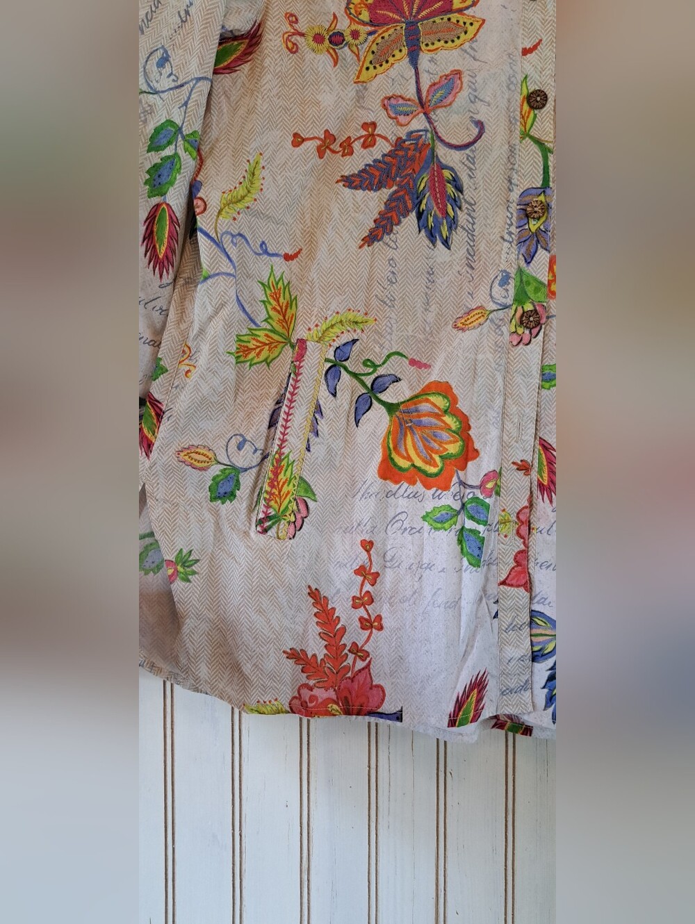 John Mark Floral Button Front Blouse  Floral Lightweight Embroidered Pockets  M - Picture 6 of 14